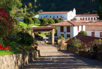 Ráquira et Villa de Leyva - Monastère - Colombie - Voyaeg Culture - Colombie Célestine
